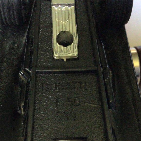 Bugatti 1930 T50 Toy car 1/43 scale - Picture 8 of 9